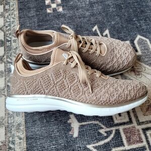 APL Techloom Phantom Sneakers Rose Gold White Womens Melange Lululemon